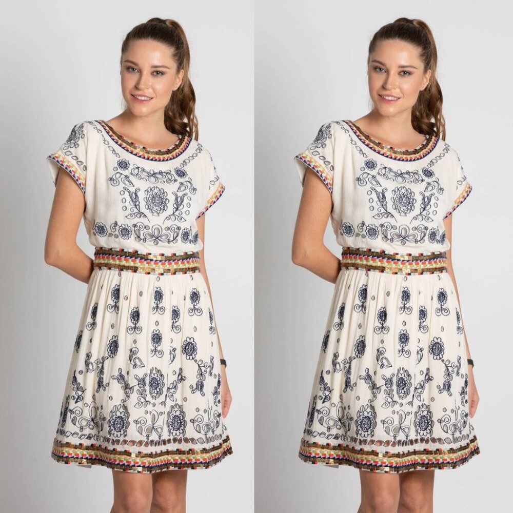 NWT Alice + Olivia Gertie Mini Dress Embroidered Floral Pattern In White Sz 10